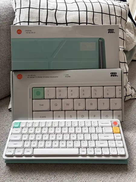 NuPhy Air V3 65 Mint Green Folio Box, keyboard box, and the keyboard below